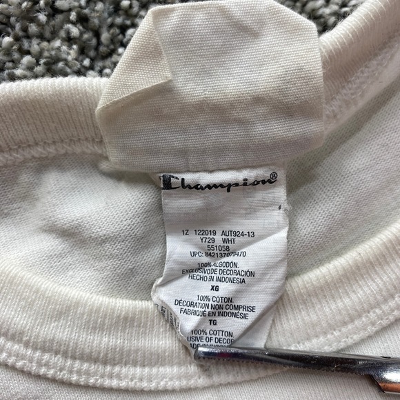 Champion Shirt Mens XL White Blue Applique Logo Short Sleeve Casual Grunge Y2K - Picture 5 of 13